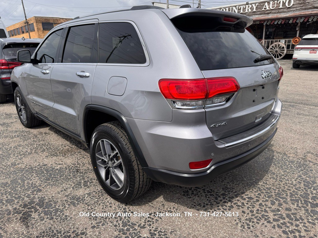 2017 Jeep Grand Cherokee Image 8