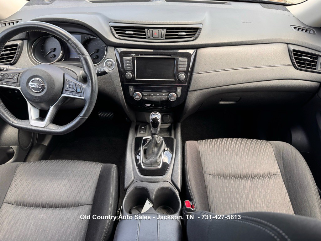 2019 Nissan Rogue Image 18