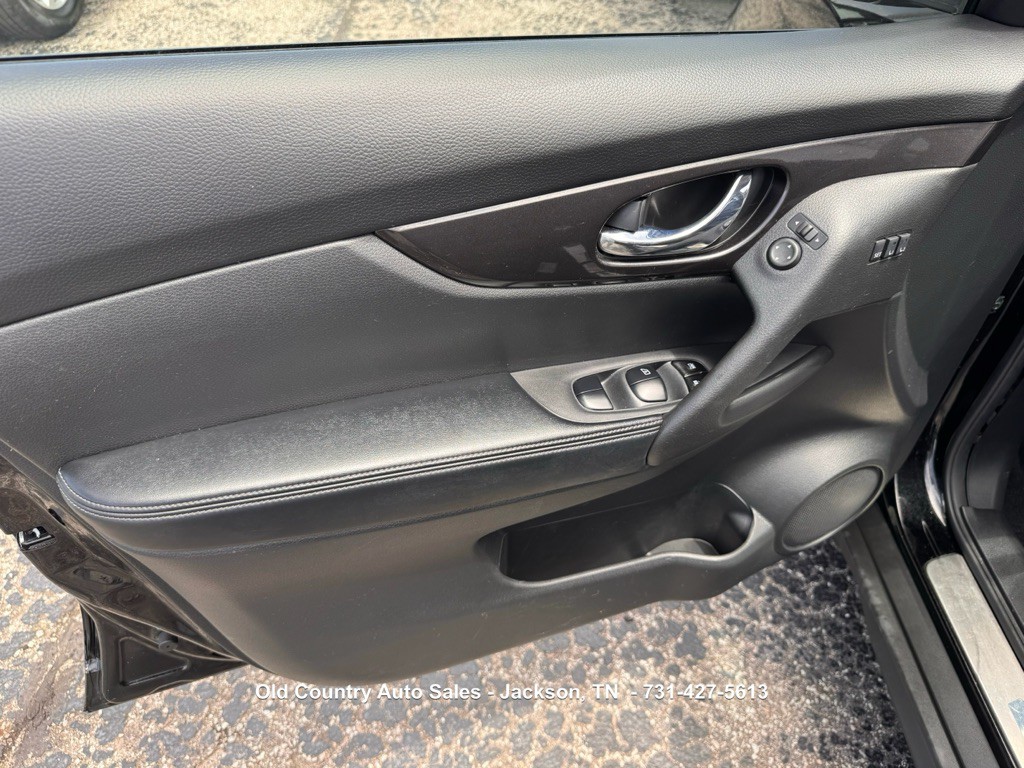 2019 Nissan Rogue Image 22