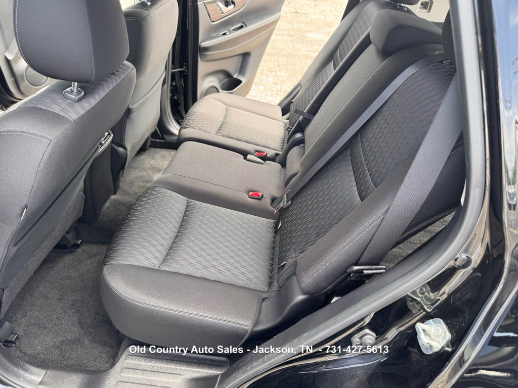 2019 Nissan Rogue Image 23