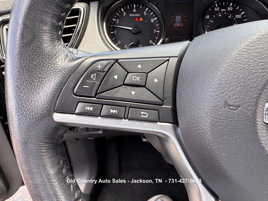 2019 Nissan Rogue Image 32
