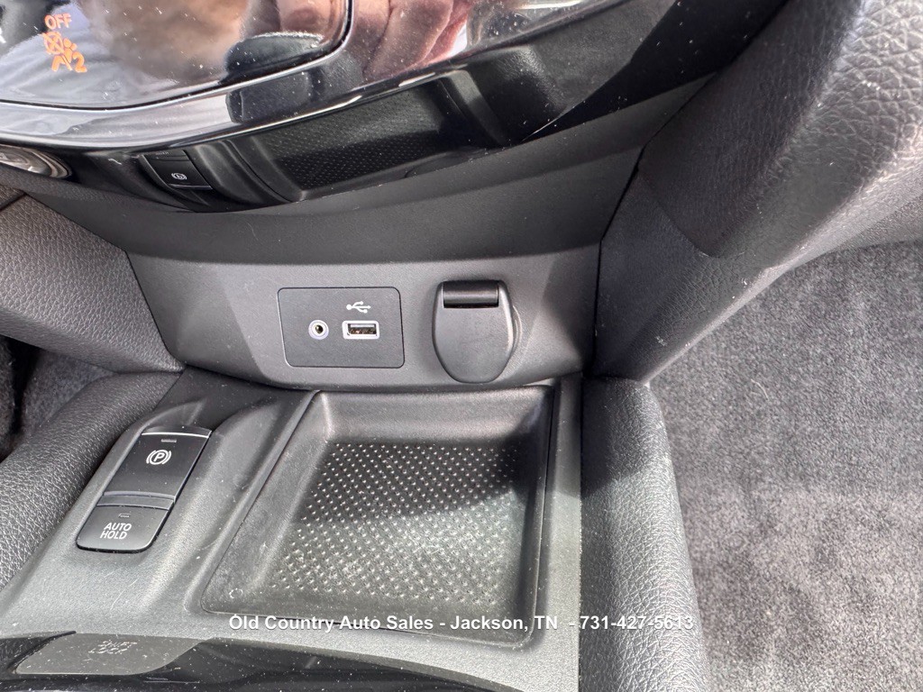 2019 Nissan Rogue Image 36