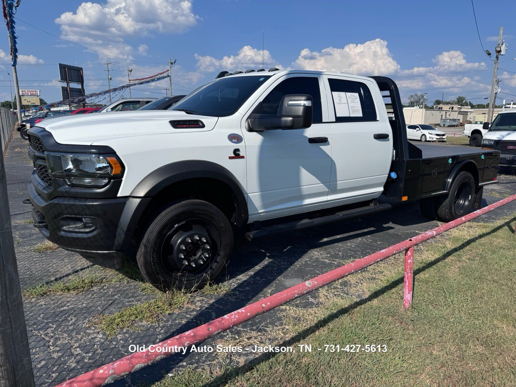 2024 RAM 5500 Image 2