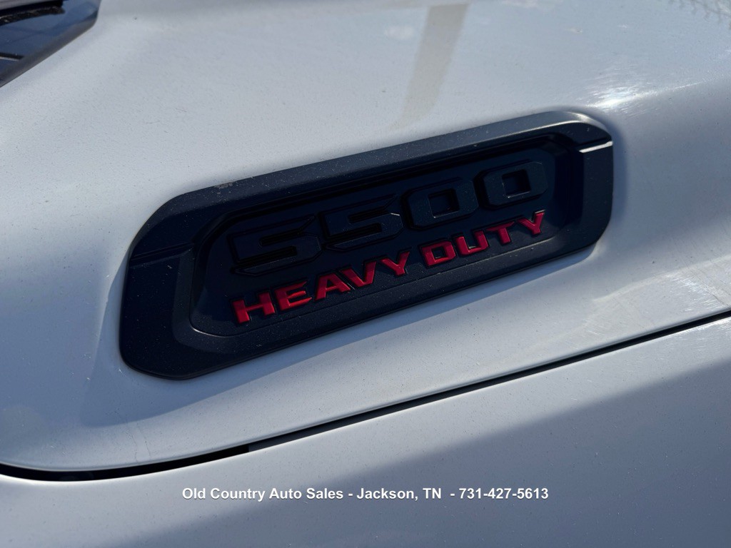 2024 RAM 5500 Image 9