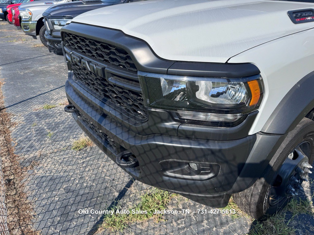 2024 RAM 5500 Image 11