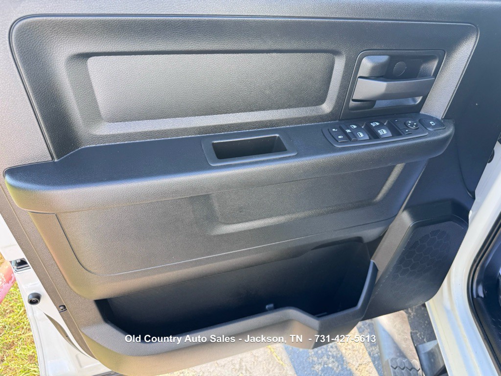 2024 RAM 5500 Image 18