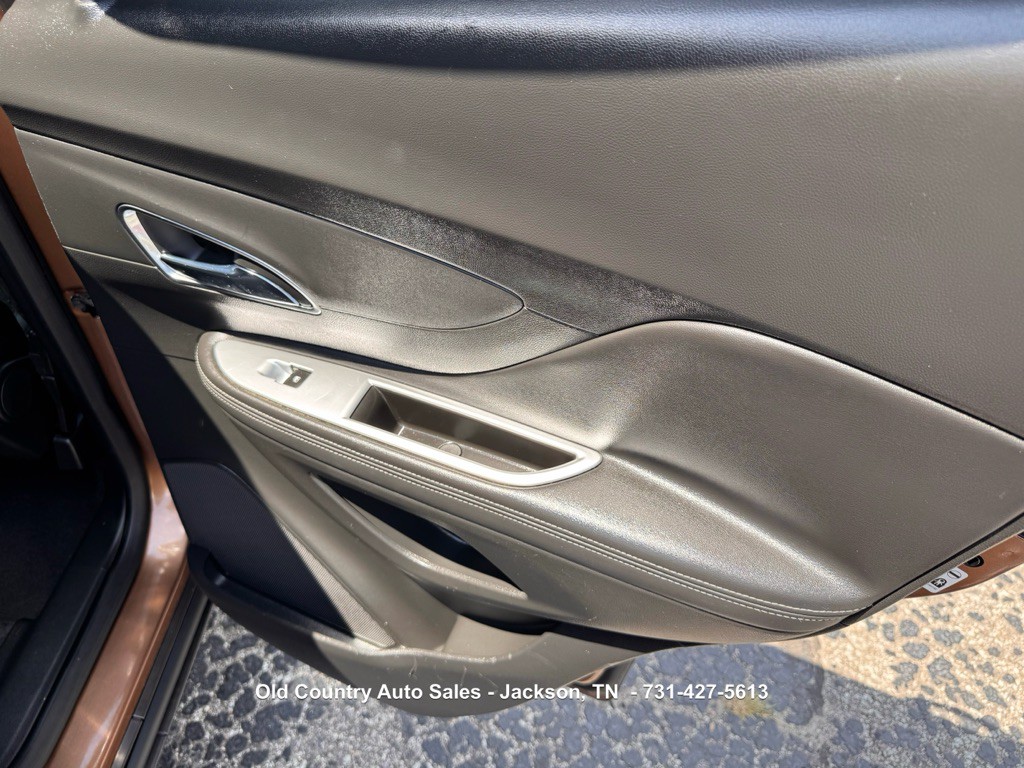 2016 Buick Enclave Image 11