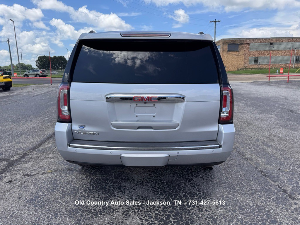 2016 GMC Yukon Image 7