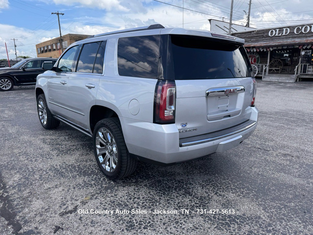 2016 GMC Yukon Image 8
