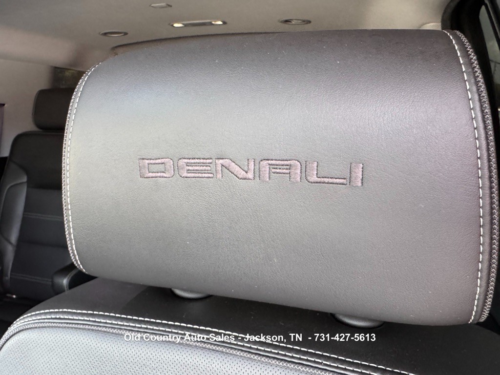 2016 GMC Yukon Image 24