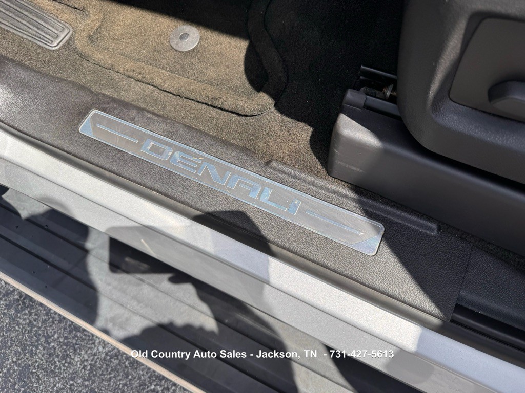 2016 GMC Yukon Image 31