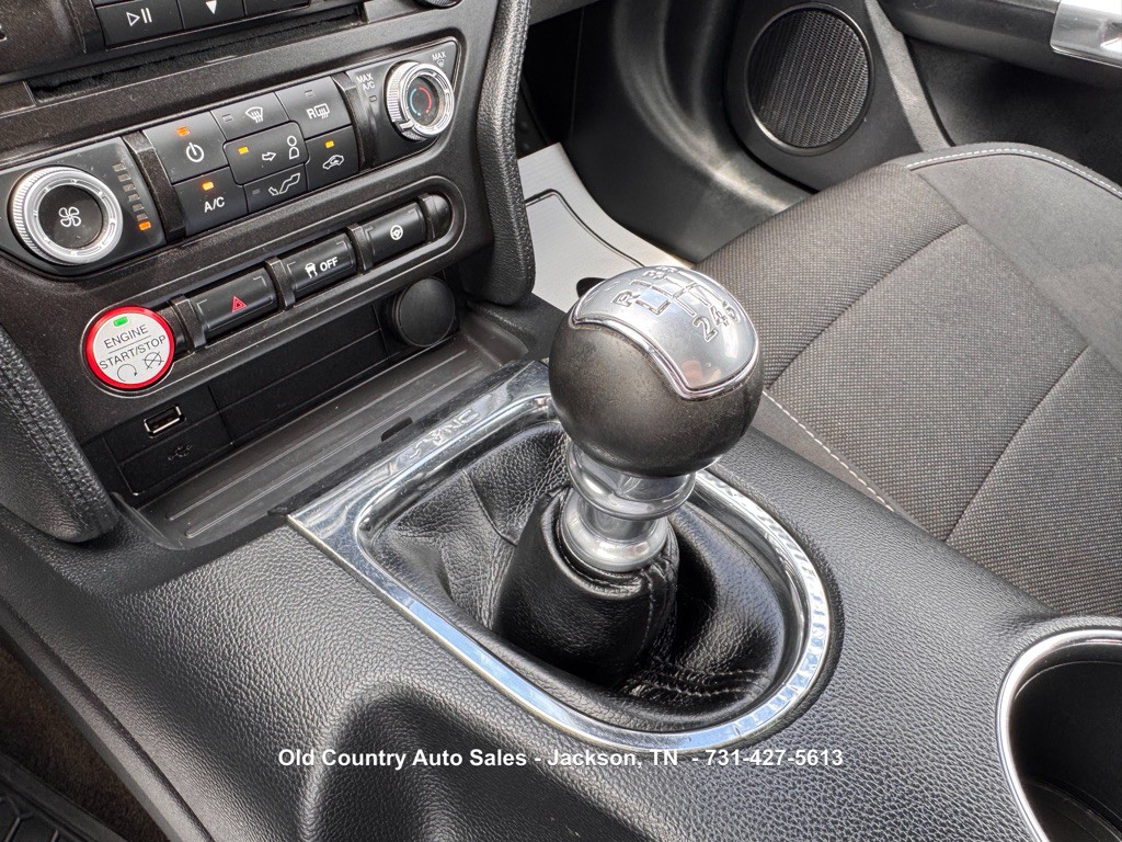 2016 Ford Mustang Image 19