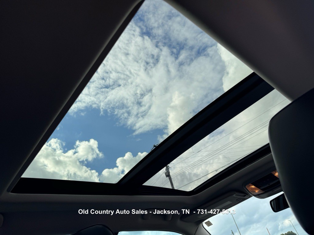 2020 Chrysler 300 Image 18