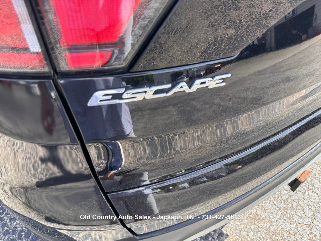 2018 Ford Escape Image 9