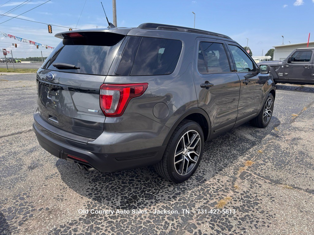 2019 Ford Explorer Image 6