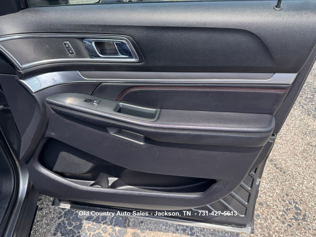 2019 Ford Explorer Image 19