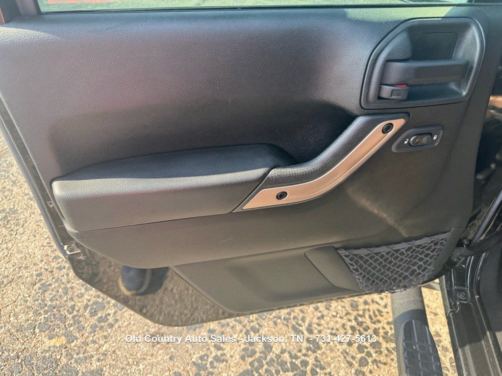 2016 Jeep Wrangler Unlimited Image 32