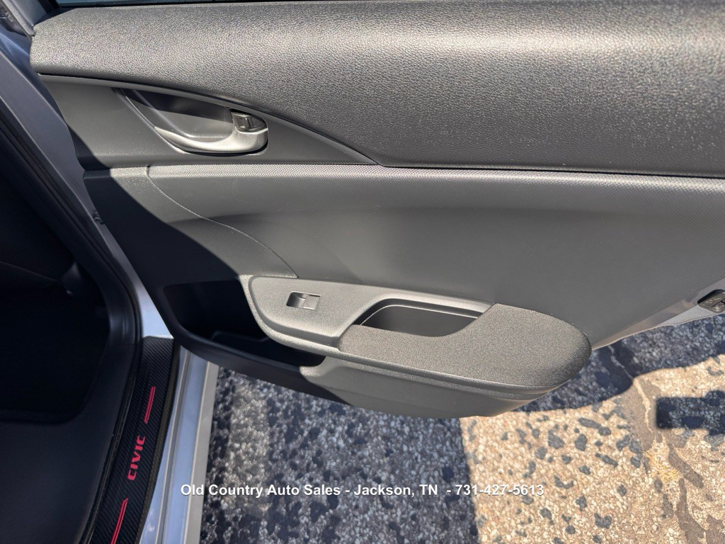 2018 Honda Civic Image 18