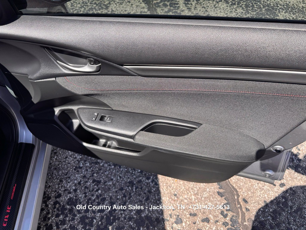 2018 Honda Civic Image 21