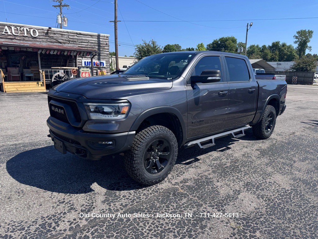 2022 RAM 1500 Image 2