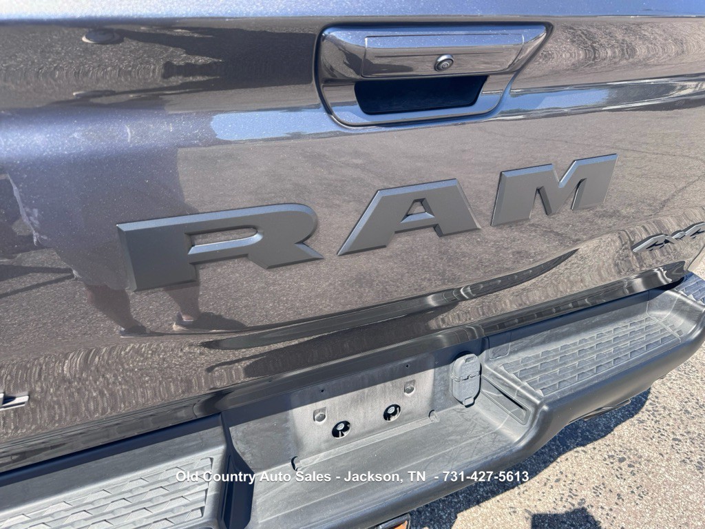 2022 RAM 1500 Image 9