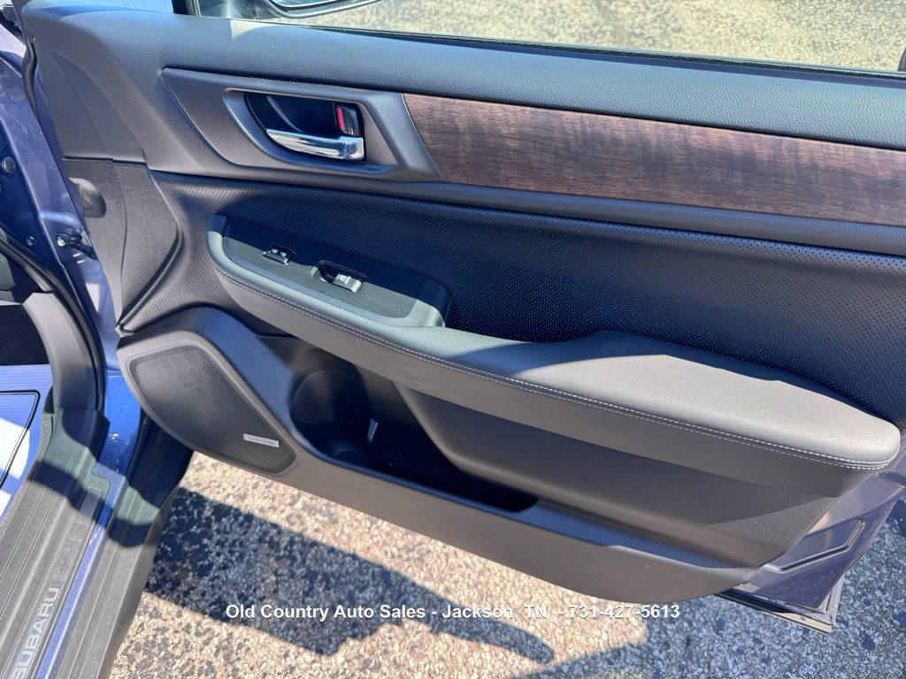 2016 Subaru Outback Image 17