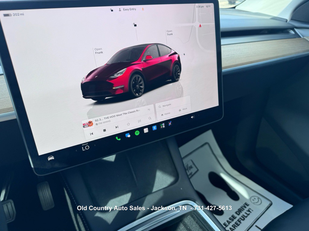 2024 Tesla Model Y Image 29