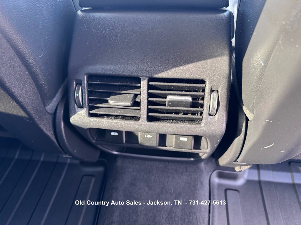 2020 Land Rover Discovery Sport Image 16