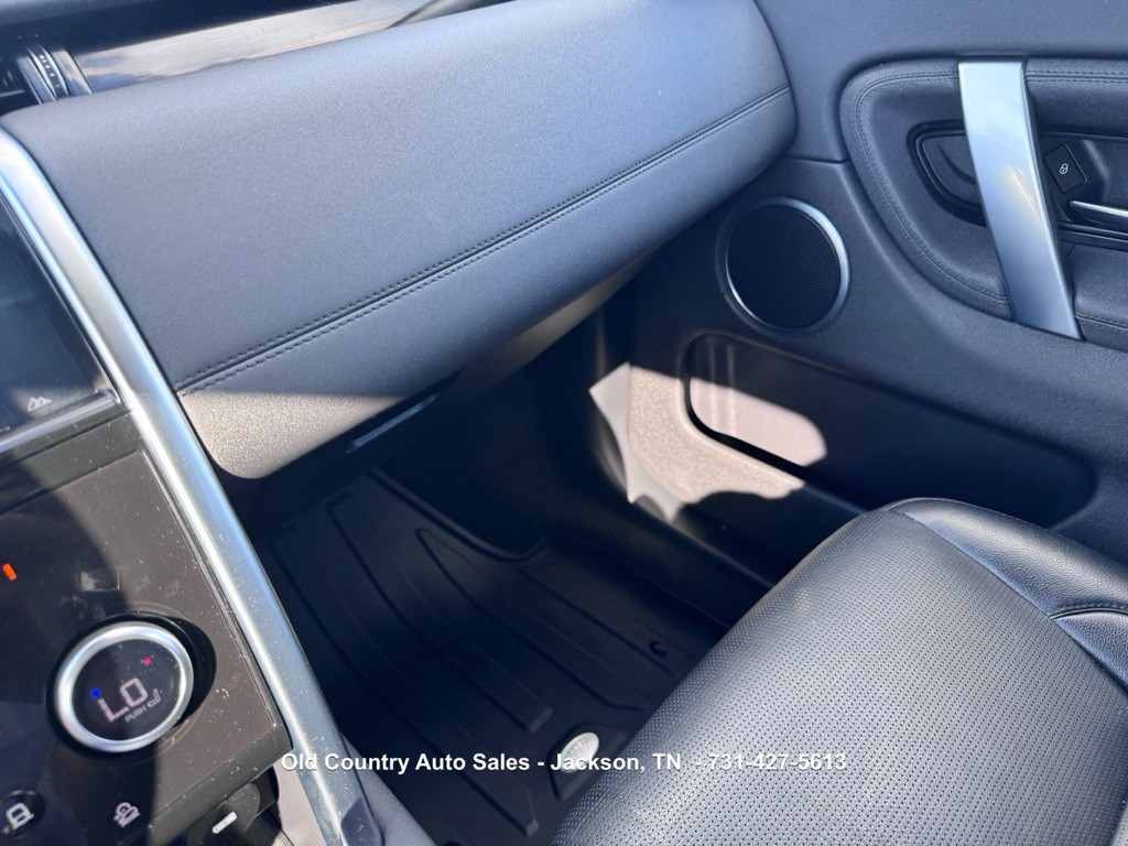 2020 Land Rover Discovery Sport Image 30