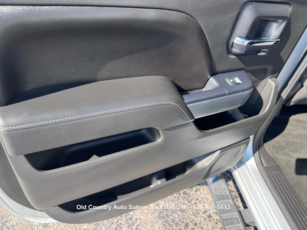2015 Chevrolet Silverado 1500 Image 32