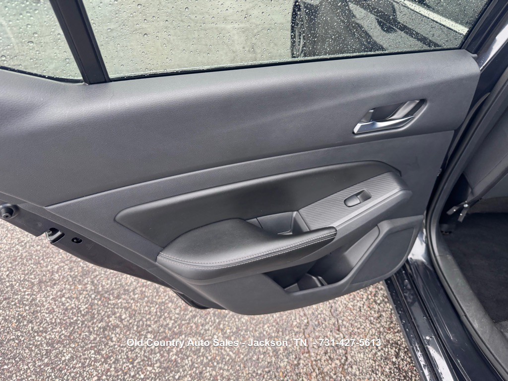 2022 Nissan Altima Image 9