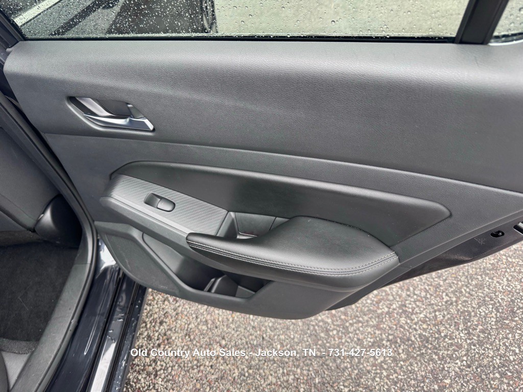 2022 Nissan Altima Image 12