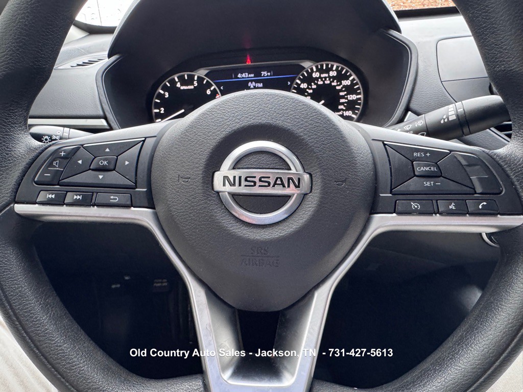 2022 Nissan Altima Image 21