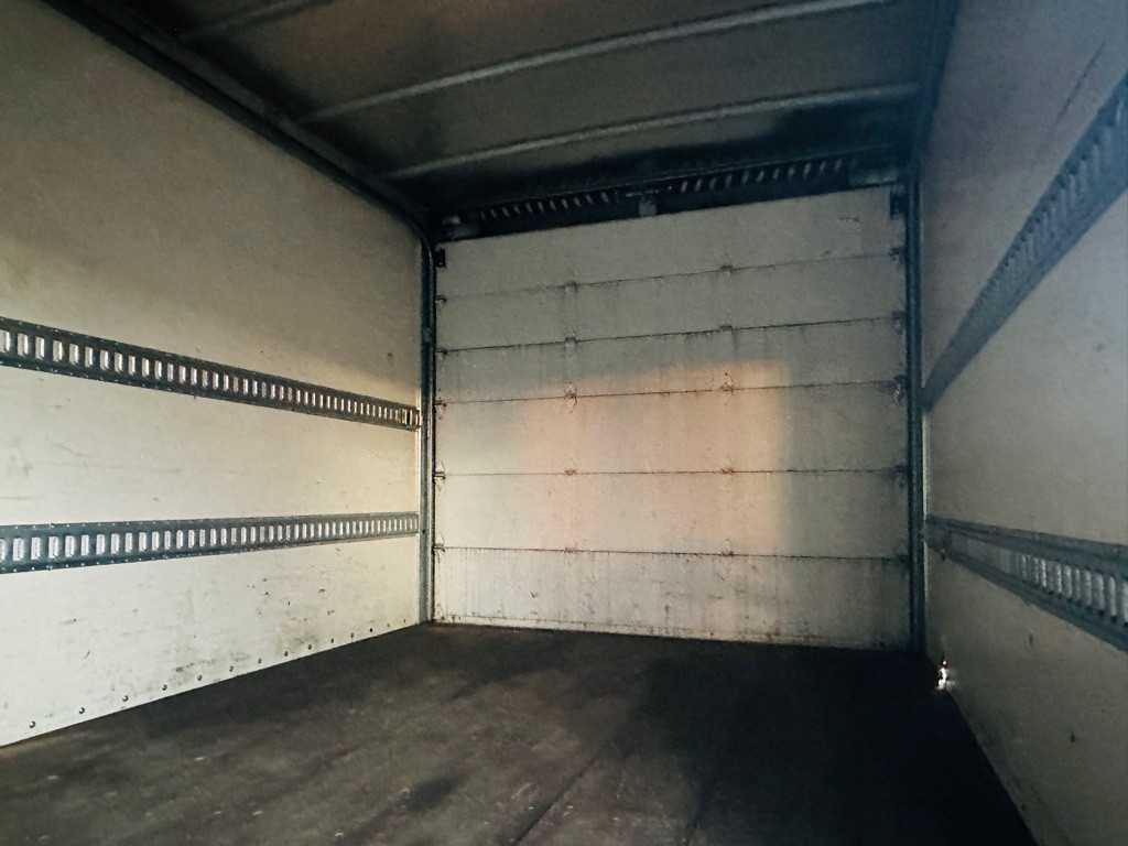 2018 Chevrolet Express Image 11