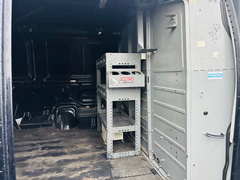 2014 Ford Econoline Image 16