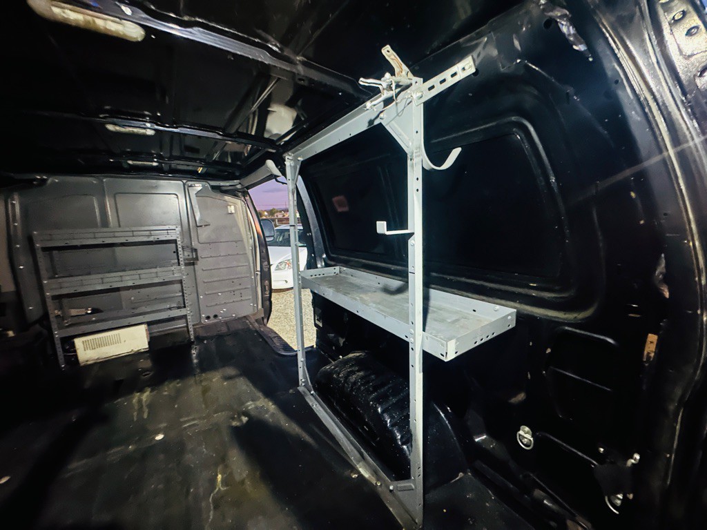 2014 Ford Econoline Image 13