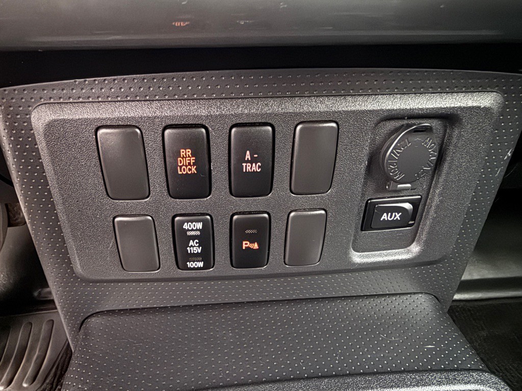 2008 Toyota FJ Cruiser Image 12