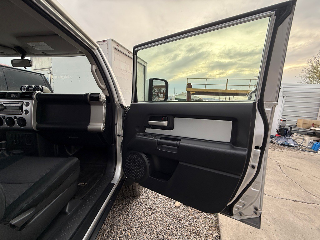 2008 Toyota FJ Cruiser Image 18