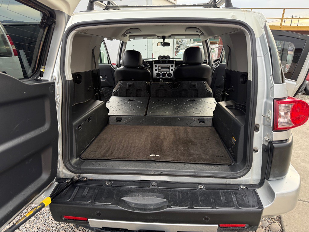 2008 Toyota FJ Cruiser Image 28
