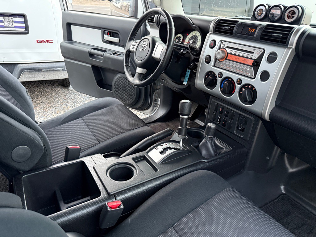 2008 Toyota FJ Cruiser Image 46