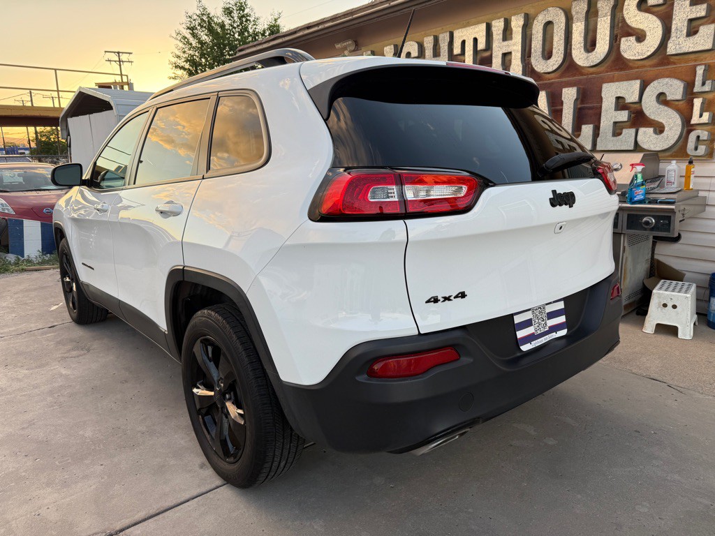 2018 Jeep Cherokee Image 3