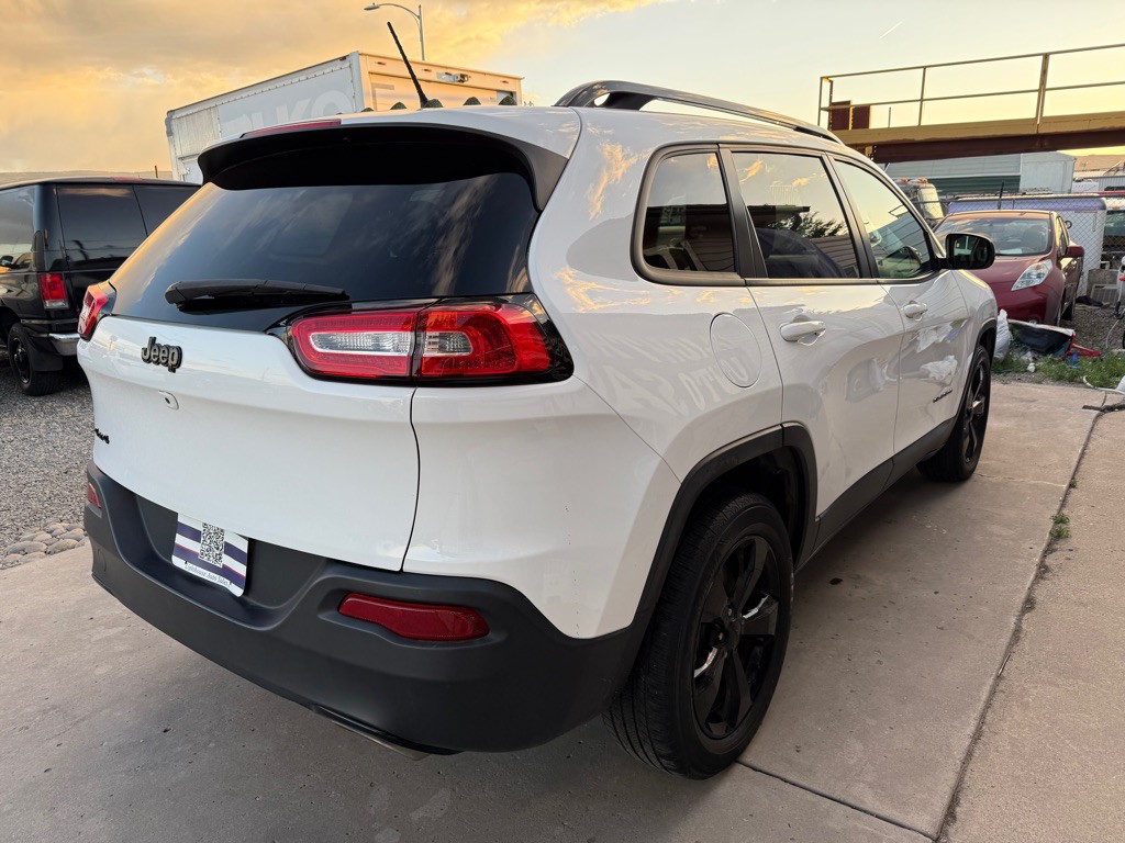 2018 Jeep Cherokee Image 5