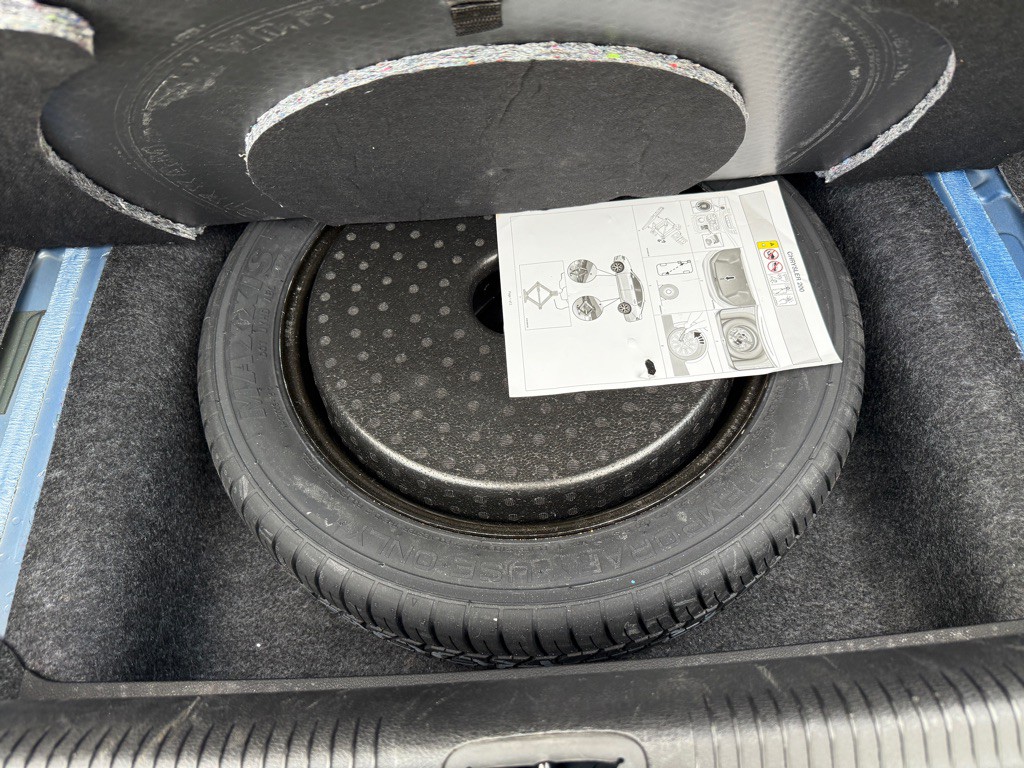 2015 Chrysler 200 Image 19