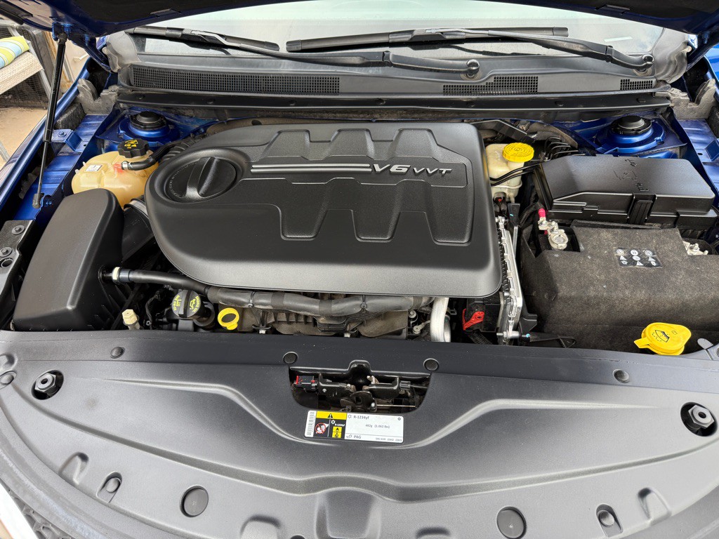2015 Chrysler 200 Image 20