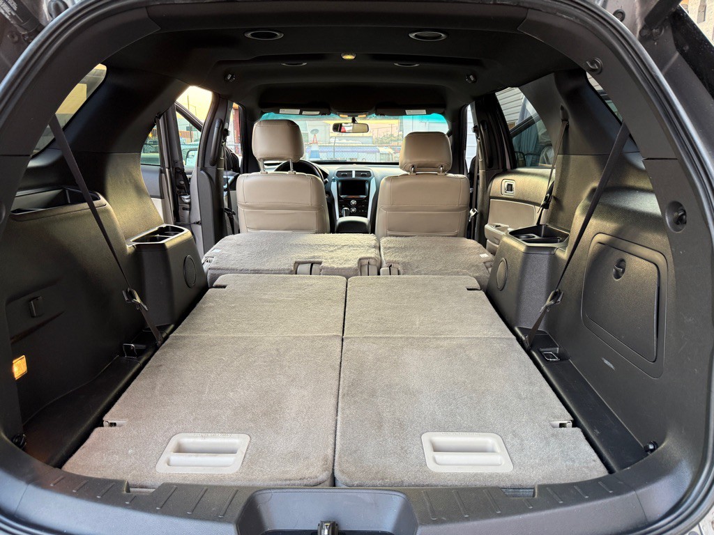 2014 Ford Explorer Image 15