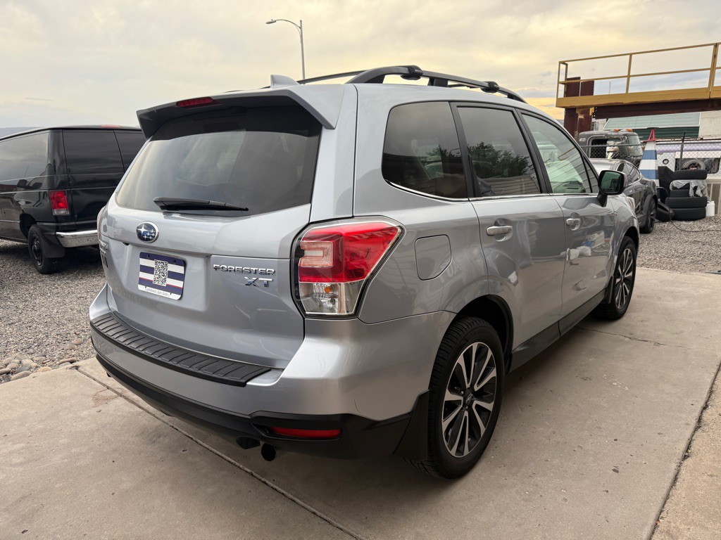 2017 Subaru Forester Image 5