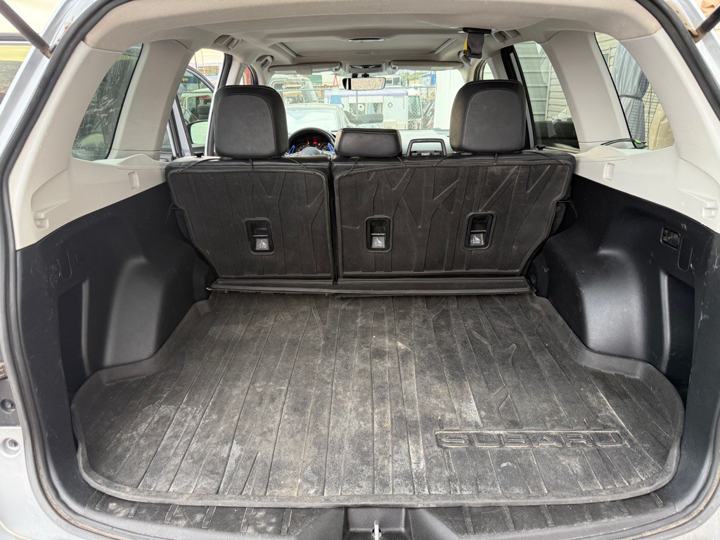 2017 Subaru Forester Image 9