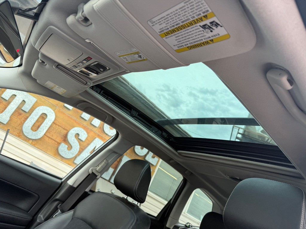 2017 Subaru Forester Image 15