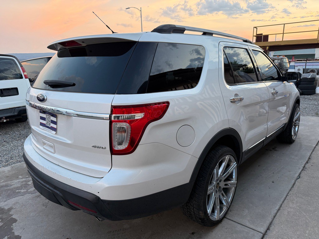 2013 Ford Explorer Image 5
