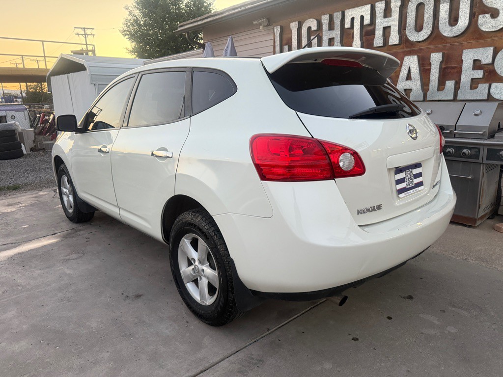 2010 Nissan Rogue Image 3